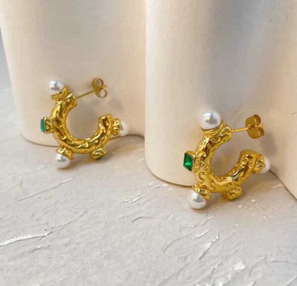 Evermore Pearl Semi-Hoop
