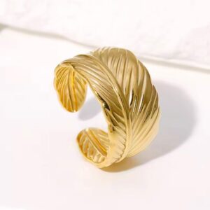 Eterna luxe Cuff