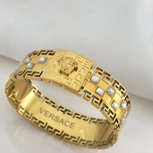 Gold Classic Bangle