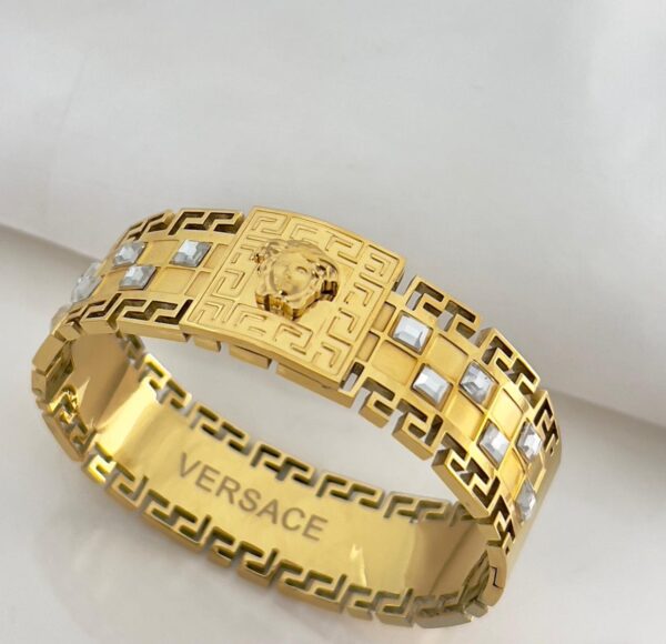 Gold Classic Bangle
